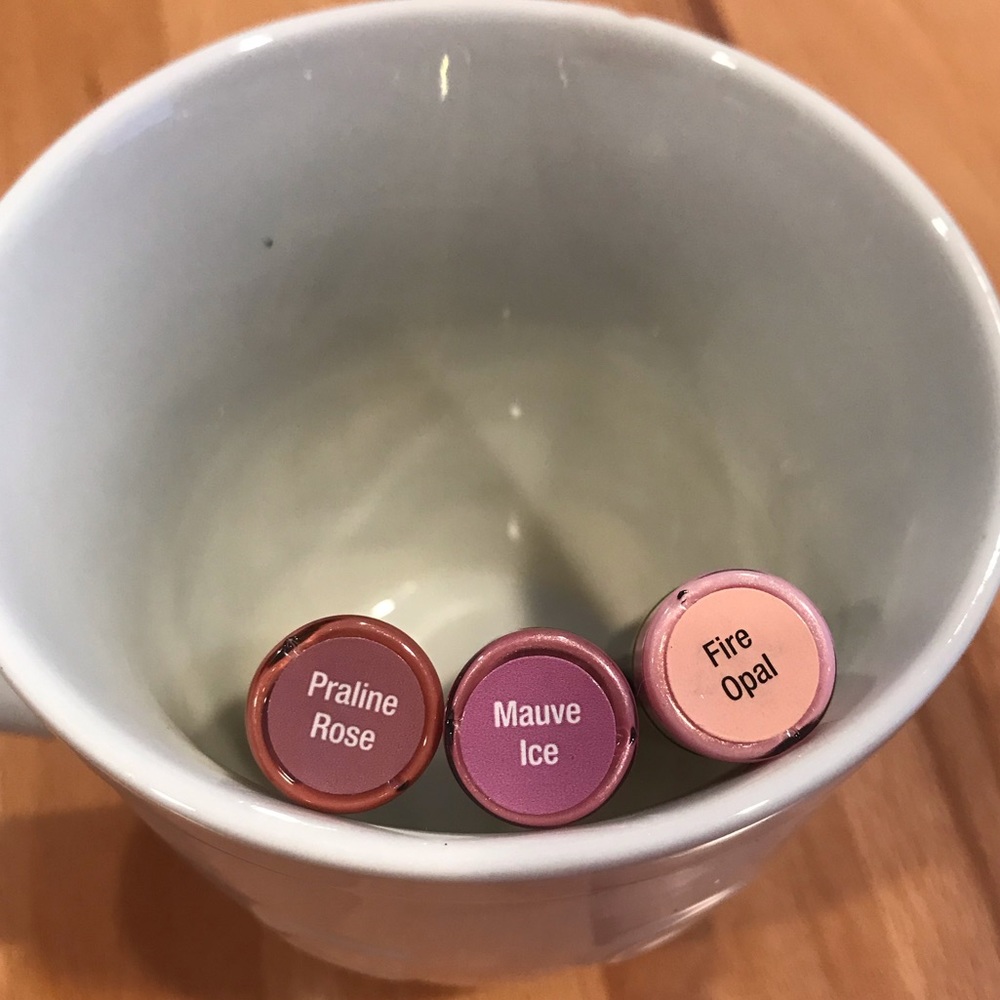 SEALED: Lipsense